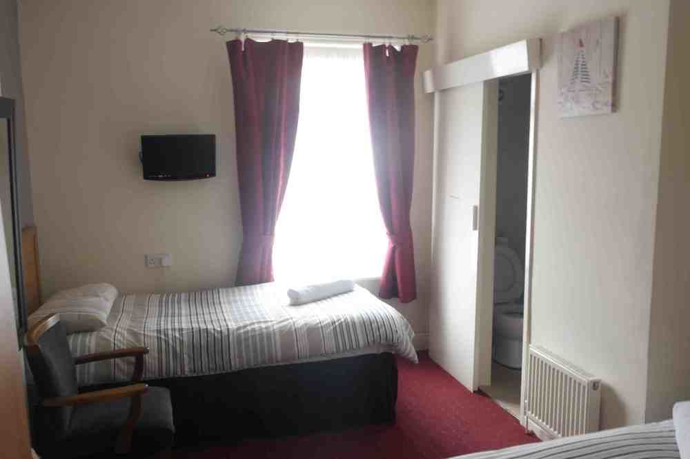 Ringbane House Bed & Breakfast Blackpool Exterior photo