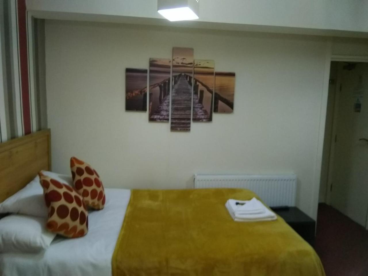 Ringbane House Bed & Breakfast Blackpool Exterior photo